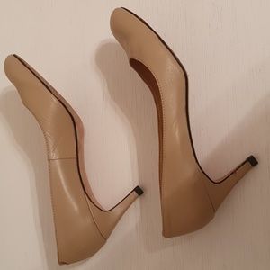 Leather nude heels. Size 8.